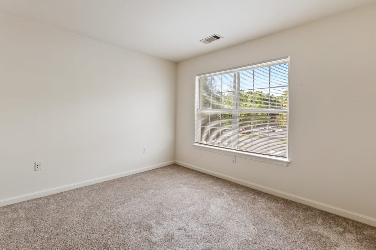 Photos and Video of Orchards Apartments in Marlborough, MA